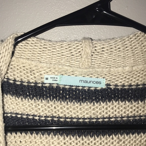 Maurices - Picture 6 of 8